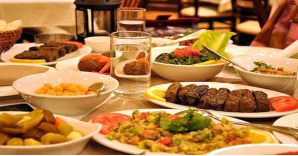 ایام عید در این ساعت هرگز شام نخورید