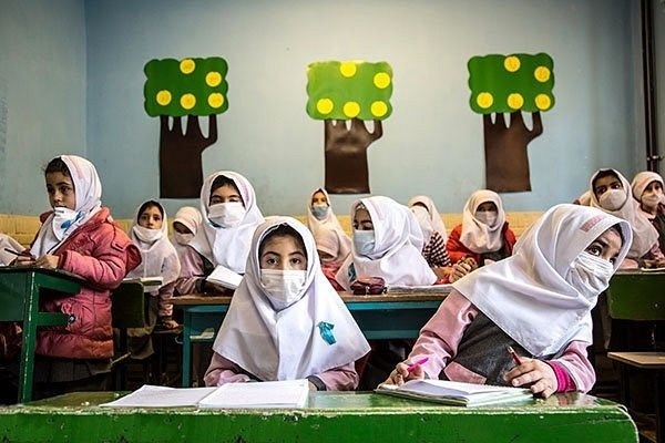 پیشنهاد تعطیلی مدارس و دانشگاهها با اوج گیری کرونا کذب است