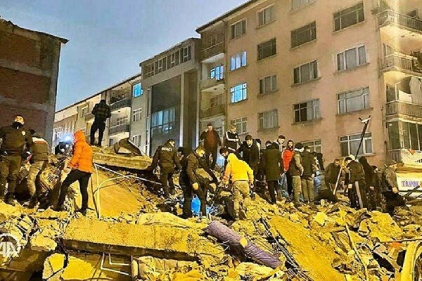 حال دانشجویان ایرانی ساکن در مناطق زلزله زده ترکیه خوب است