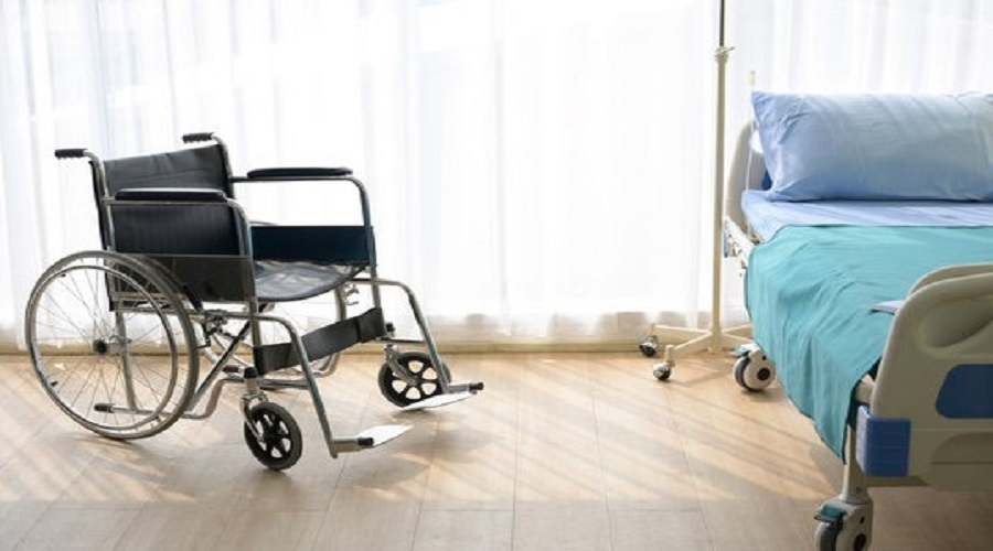 بیمار نباید در بیمارستان با ویلچر جابه‌جا شود