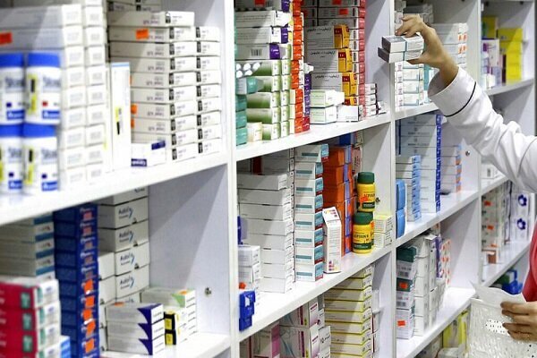 تخصیص ارز ترجیحی به دارو اشتباه بود/سیاست جدید وزارت بهداشت