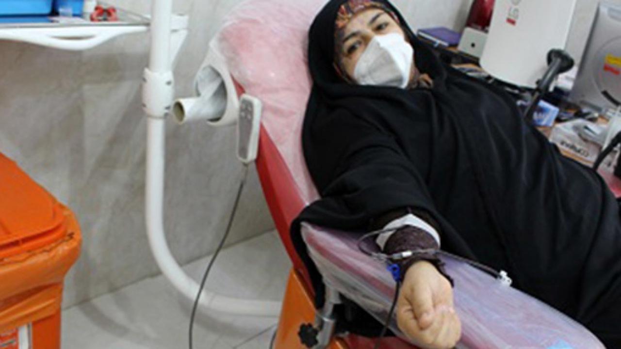 سهم ۴ درصدی بانوان از اهدای خون/ محدودیت های اهدای خون زنان