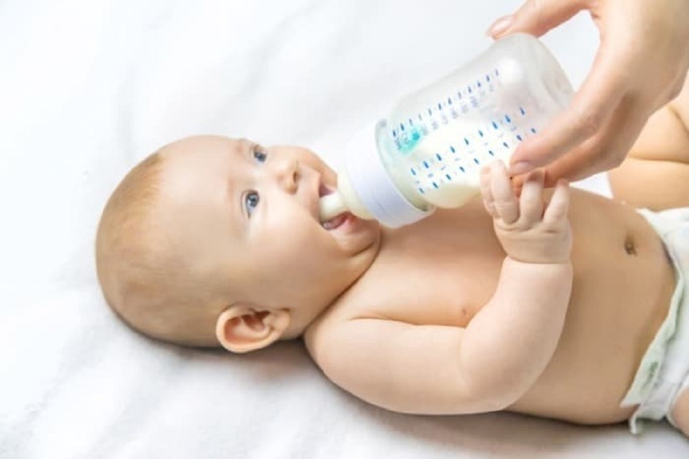 راز پنهان تغذیه با شیرمادر/ از خطرات فست فود نوزادی چه می دانیم