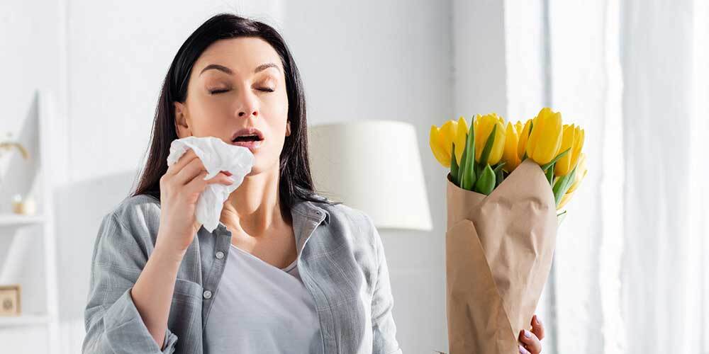 خواص عسل برای درمان سرفه + روش استفاده خواص عسل برای درمان سرفه + روش استفاده