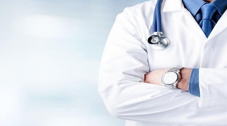 انتقاد از دخالت وزارت بهداشت در تعیین صلاحیت حِرف پزشکی