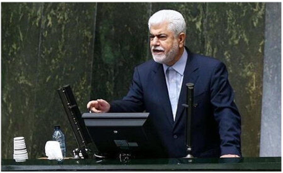 مهاجرت ۱۰ هزار پزشک در ۲ سال گذشته/دولت برنامه ای برای جبران کمبود کادر درمان ندارد