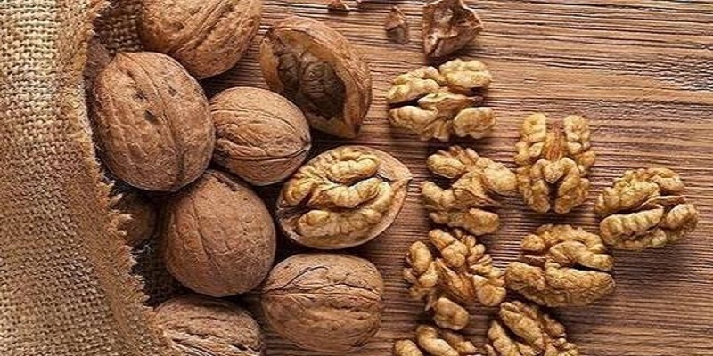 با مصرف این ماده غذایی شاد شوید
