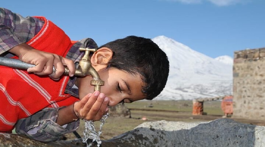 مسمومیت با آب چگونه اتفاق میافتد/ خطر مرگ بر اثر کم آبی