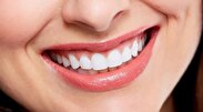 ۸ راهکار ساده برای داشتن دندان‌هایی سالم‌تر و زیباتر