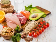دستکاری کردن مو سبب ایجاد شوره سر می شود/ کدام شوره سرها ارثی هستند؟