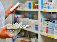 آمار دقیقی از کمبودهای دارویی نداریم/ تلاش مستمر برای رفع مشکلات
