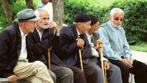 بیماری های مزمن شایع در میان سالمندان